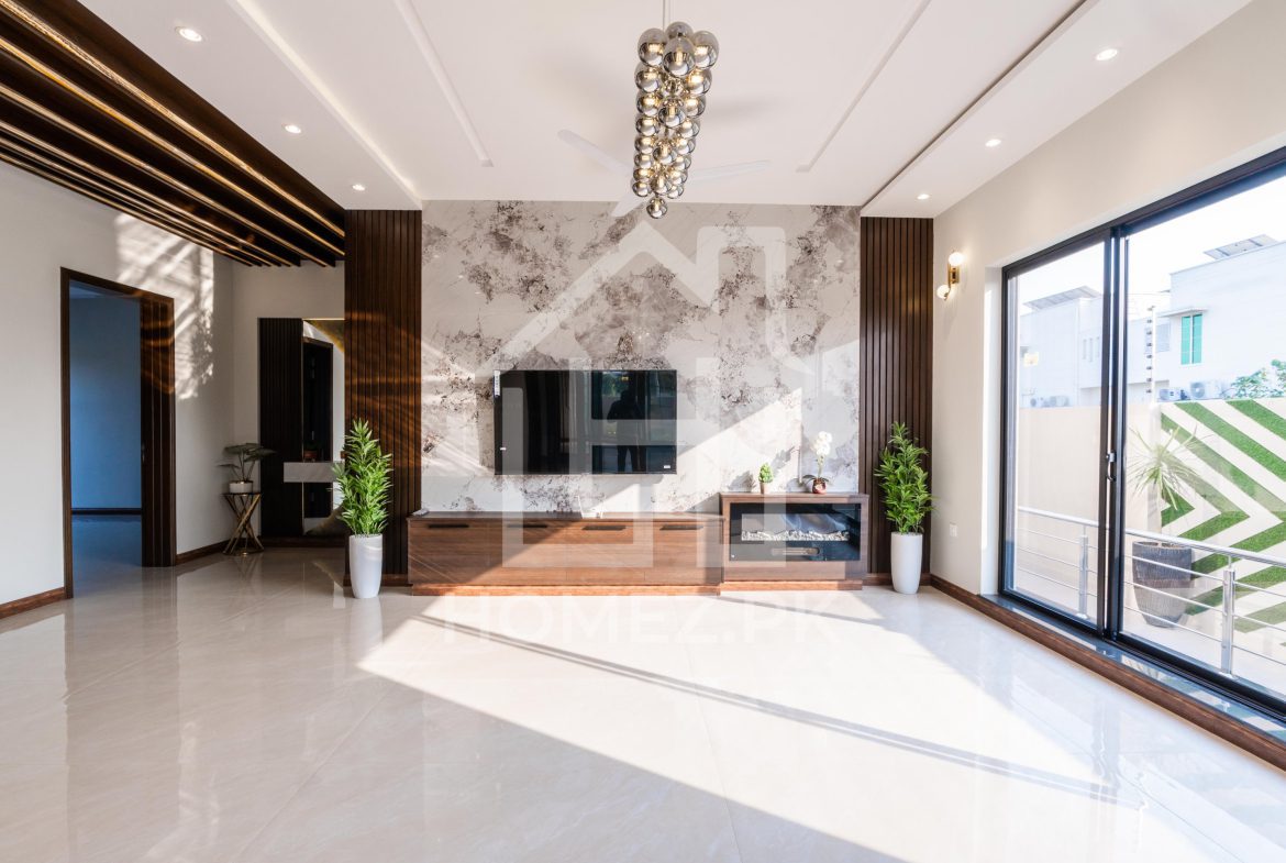 1 Kanal Brand New Full Basement in Home Theater Bungalow for Sale at Allied Location