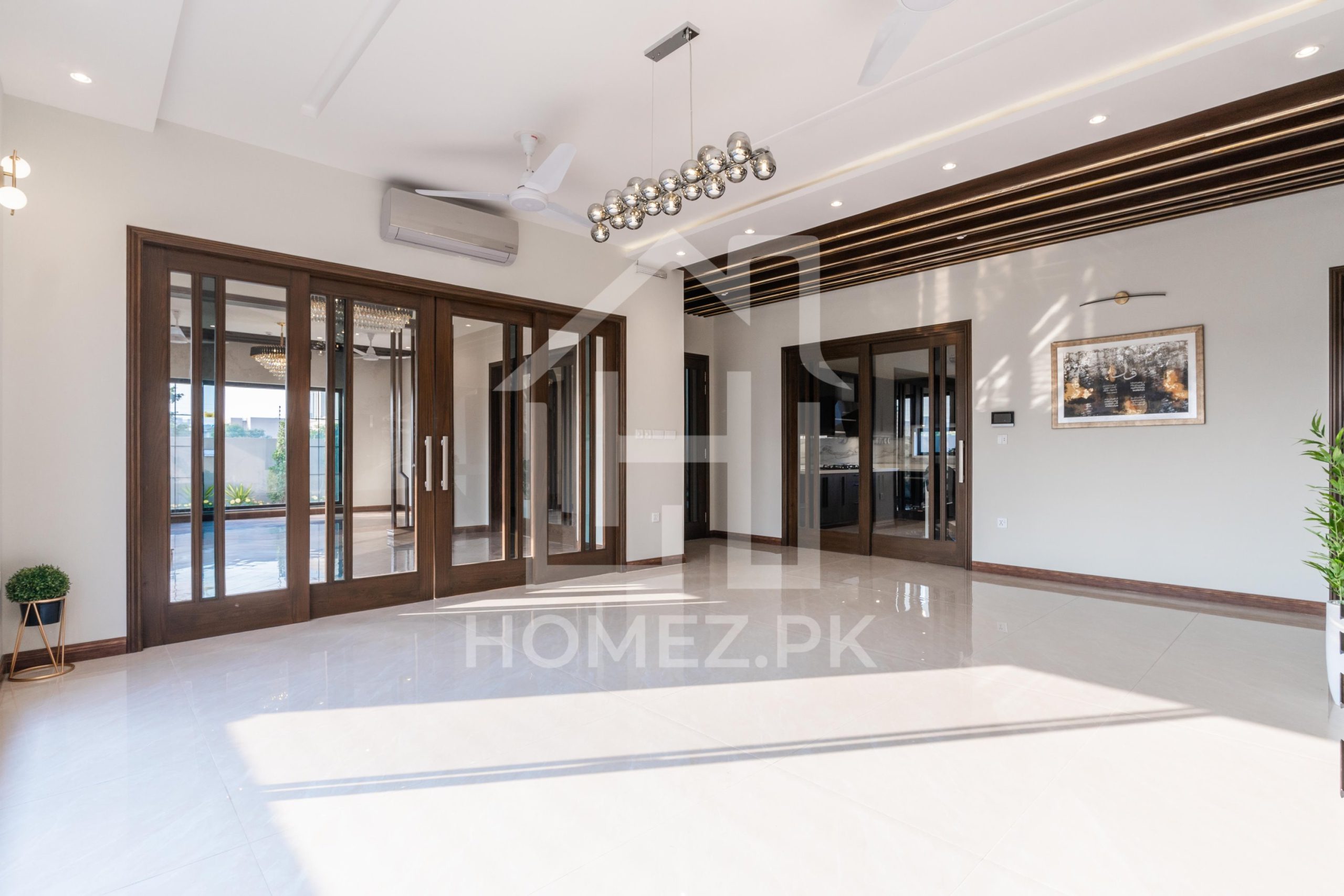 1 Kanal Brand New Full Basement in Home Theater Bungalow for Sale at Allied Location