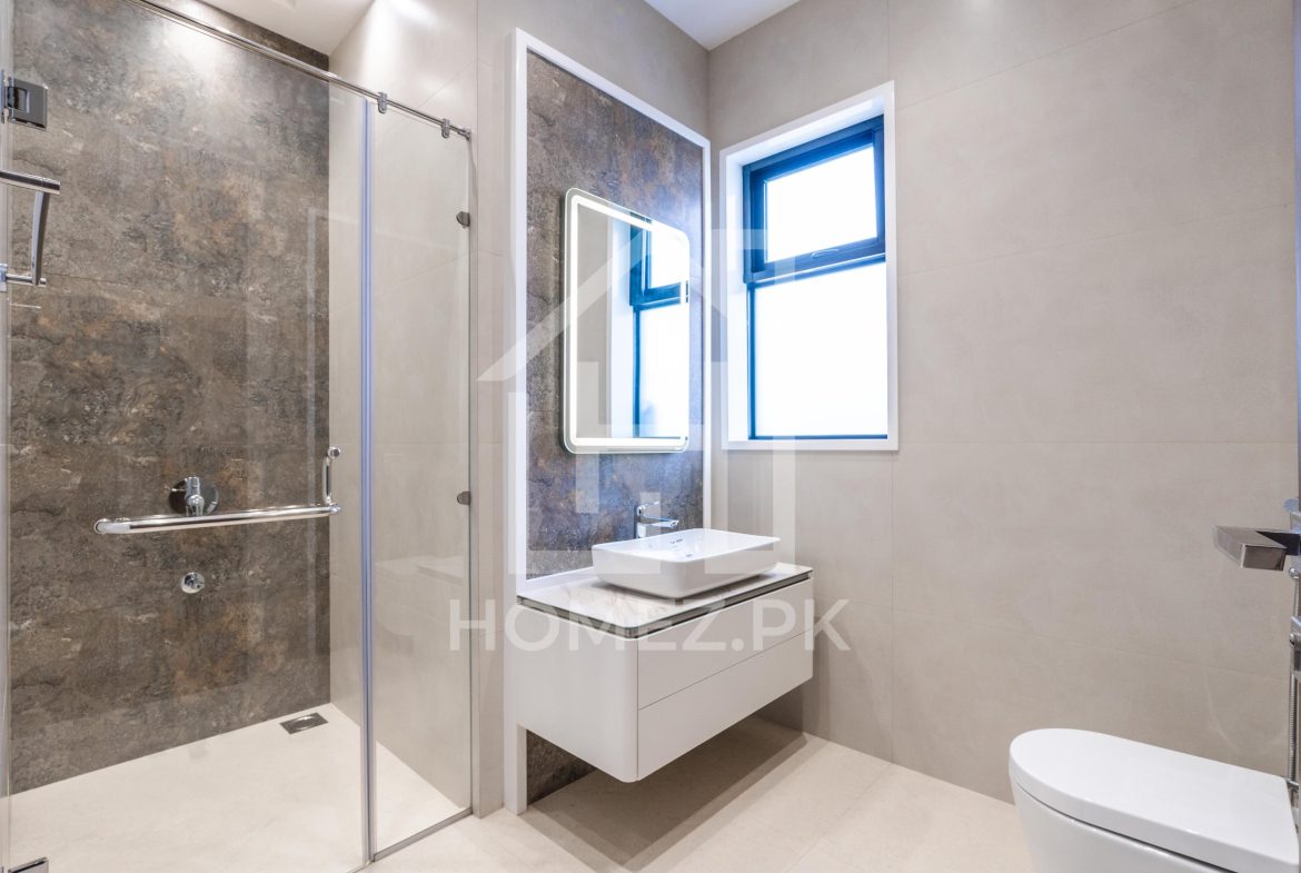 1 Kanal Brand New Full Basement in Home Theater Bungalow for Sale at Allied Location