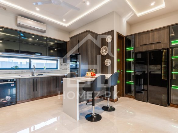 1 Kanal Brand New Full Basement in Home Theater Bungalow for Sale at Allied Location