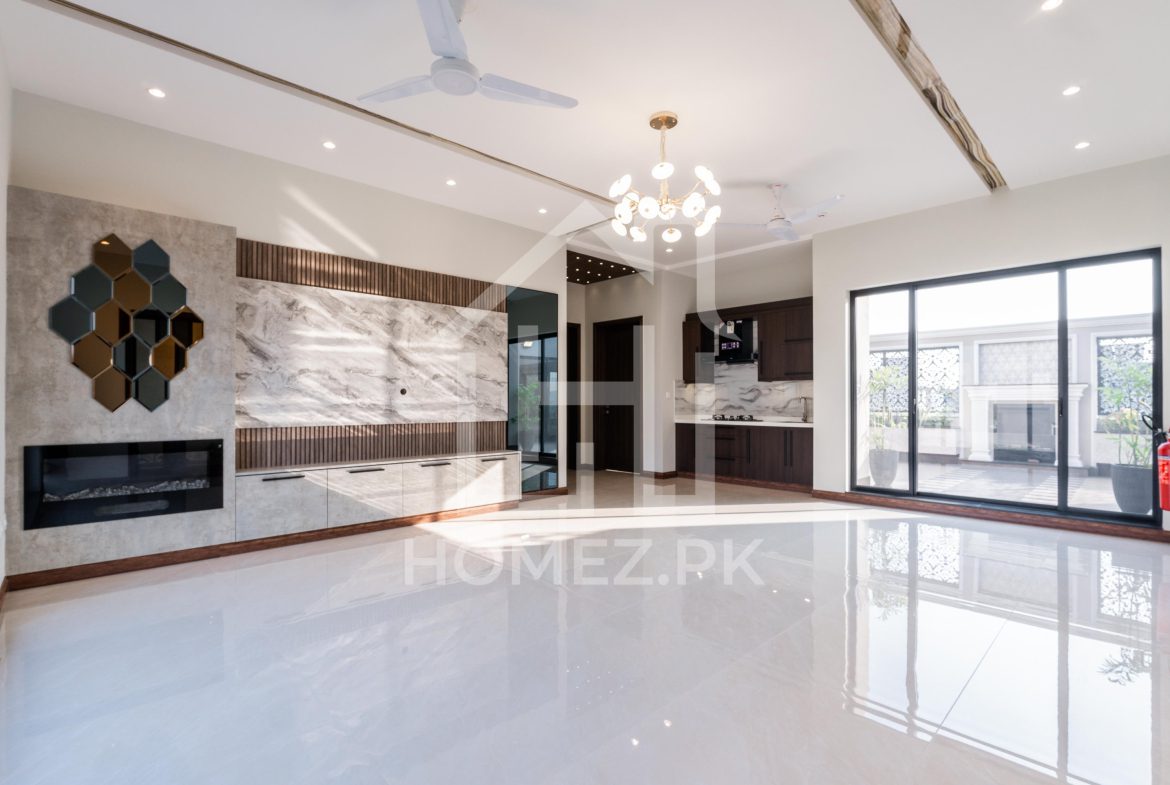 1 Kanal Brand New Full Basement in Home Theater Bungalow for Sale at Allied Location