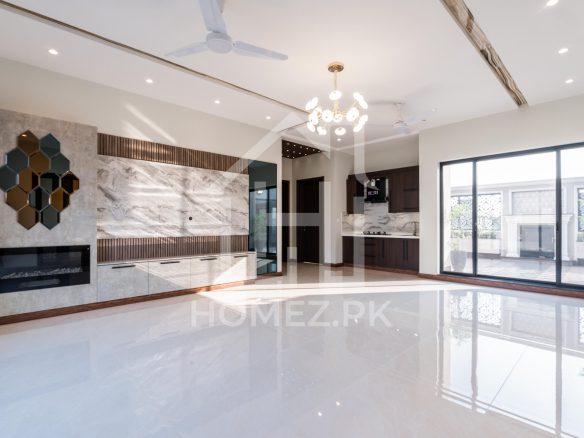 1 Kanal Brand New Full Basement in Home Theater Bungalow for Sale at Allied Location