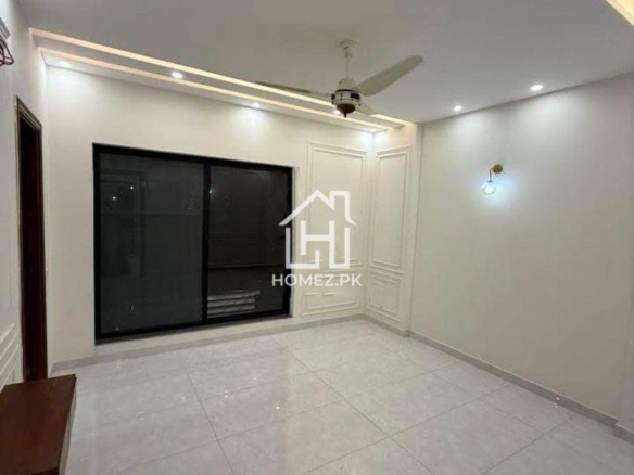 Discover a premium 1 Kanal luxury house for sale in the heart of DHA Phase 6, Lahore, priced at PKR 15.7 Crore.