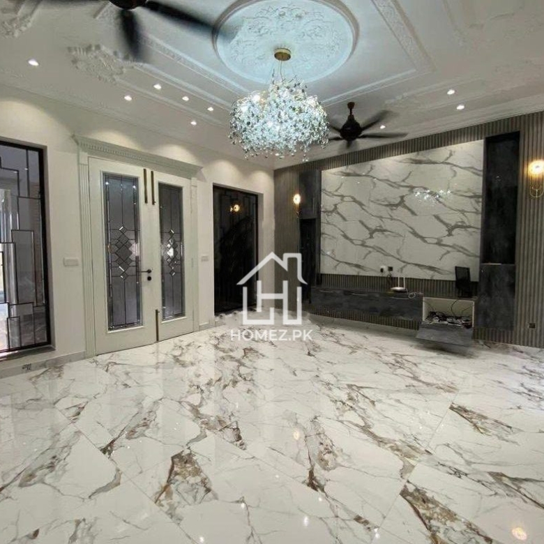 Presenting a remarkable 1 Kanal house for sale in DHA Phase 6, Lahore, priced at PKR 14.75 Crore, designed for those who appreciate refined living.