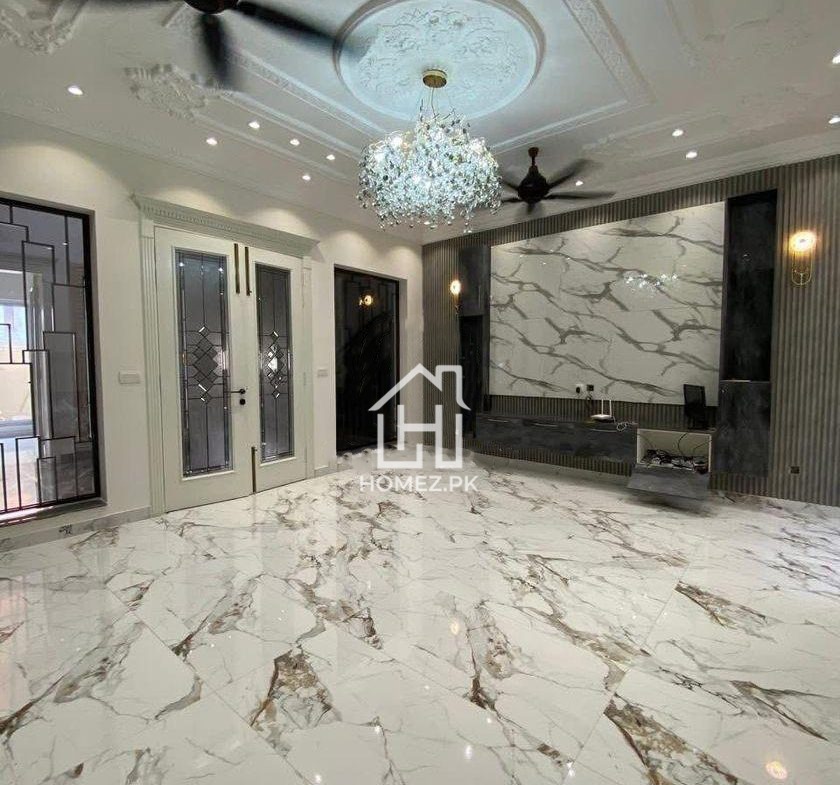 Presenting a remarkable 1 Kanal house for sale in DHA Phase 6, Lahore, priced at PKR 14.75 Crore, designed for those who appreciate refined living.