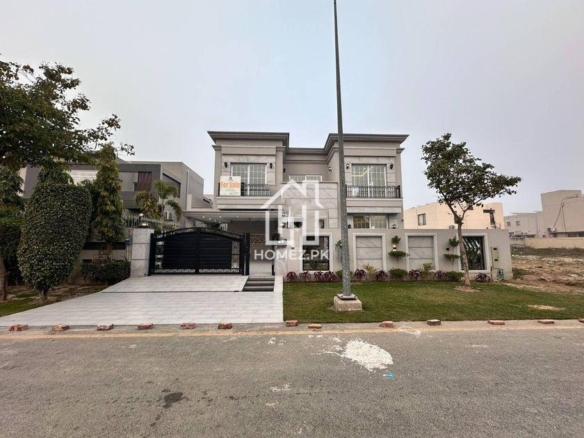 10 Marla House in DHA Phase 6 Lahore Royal Home offers modern design, prime location, spacious rooms, luxury finish, secure gated community living now