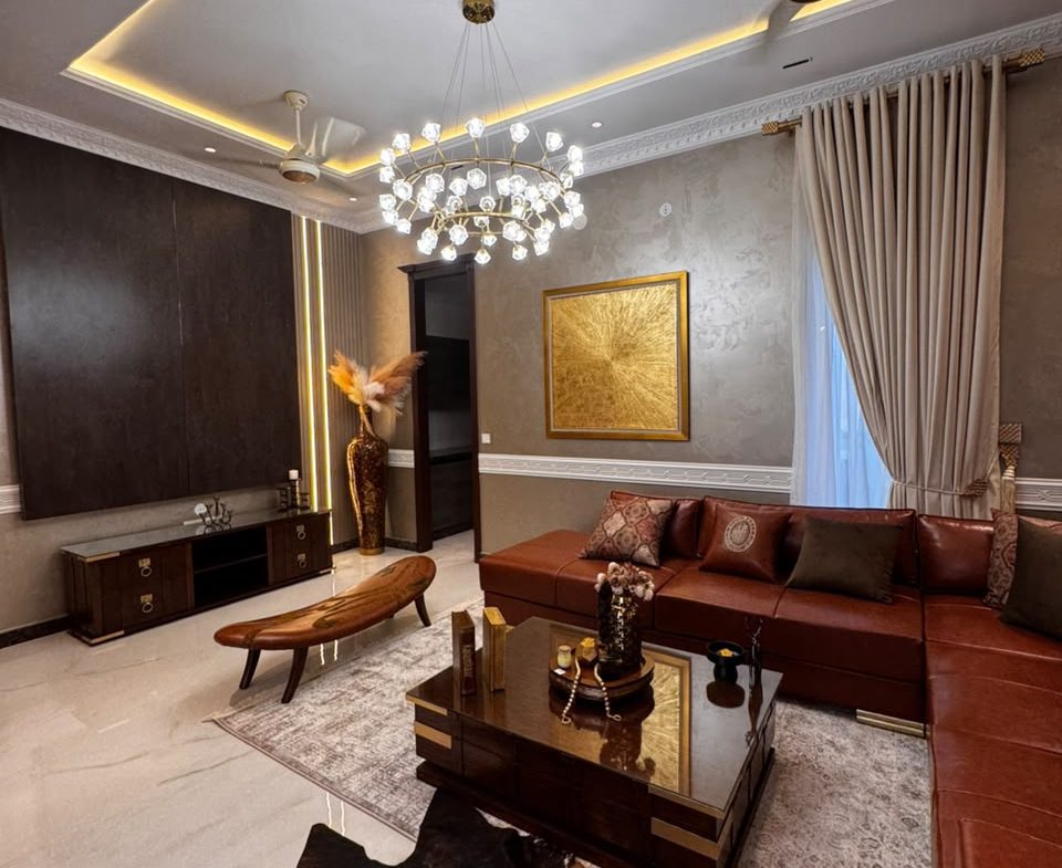 1 kanal Villa For Sale in DHA Phase 6 Lahore