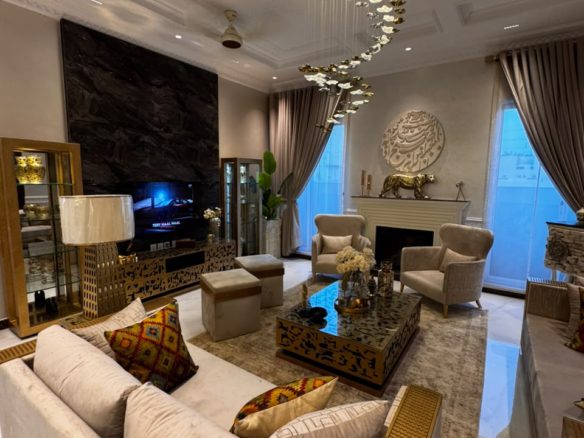 1 kanal Villa For Sale in DHA Phase 6 Lahore