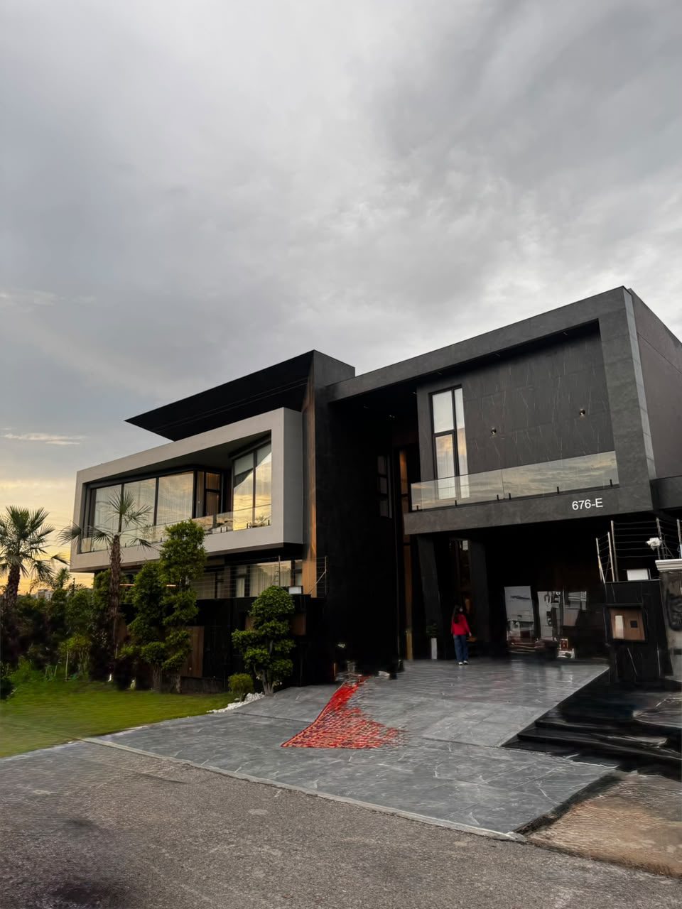 Luxury 2 Kanal House For Sale in DHA Phase 6 Lahore with spacious bedrooms, modern amenities, premium interiors, and excellent investment potential.