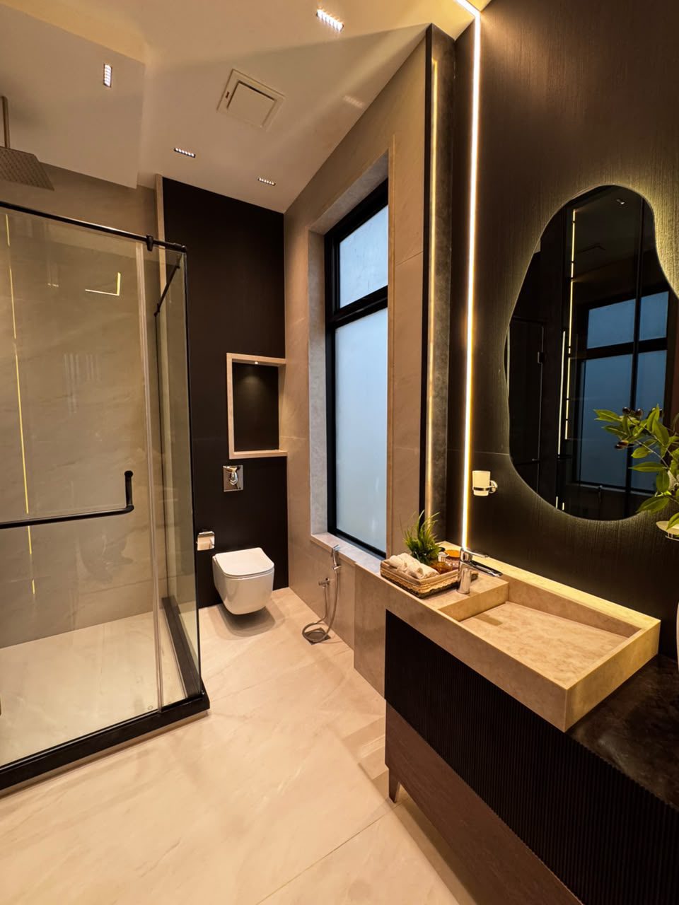 Affordable 1 Kanal House for Sale in DHA  Phase 7