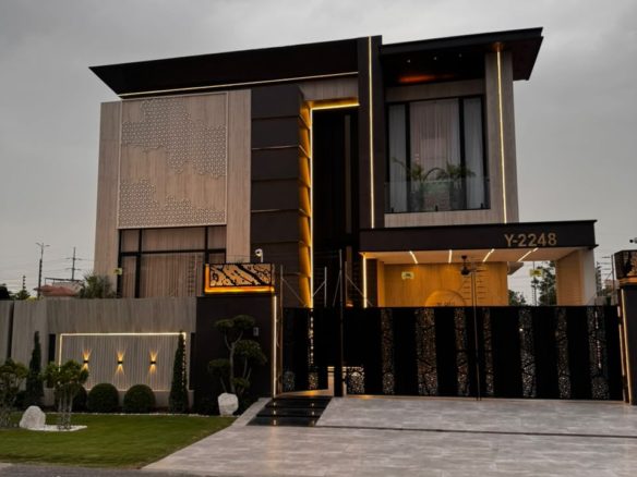 Affordable 1 Kanal House for Sale in DHA  Phase 7