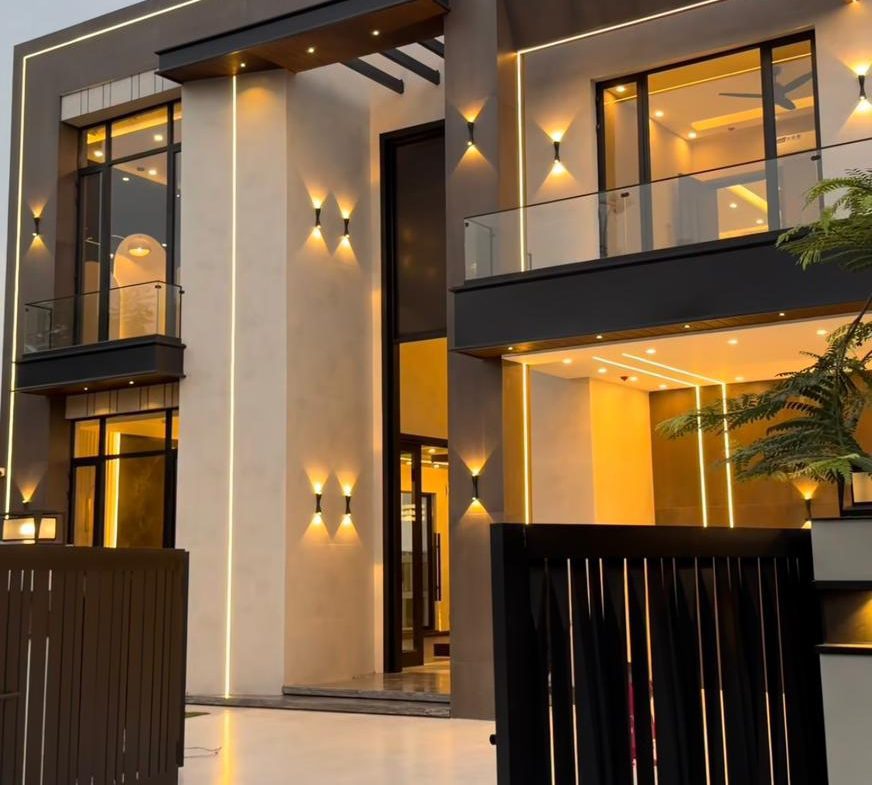 1 kanal Premium House for Sale in DHA Phase 7 Lahore – Demand PKR 12.25 Crore