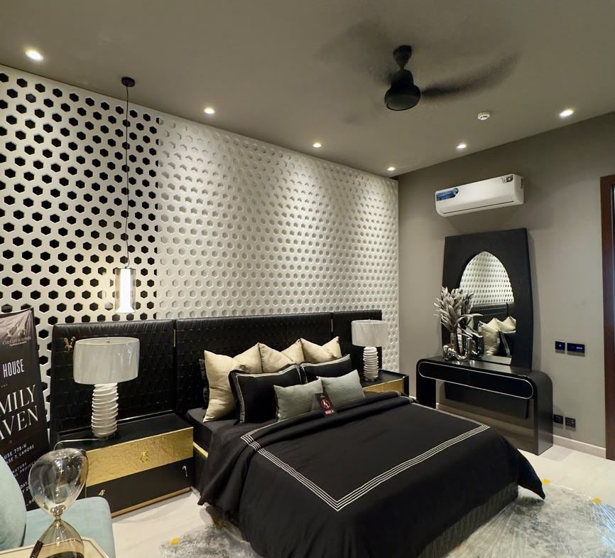Fully Furnished 1 Kanal House For Sale in DHA Phase 7