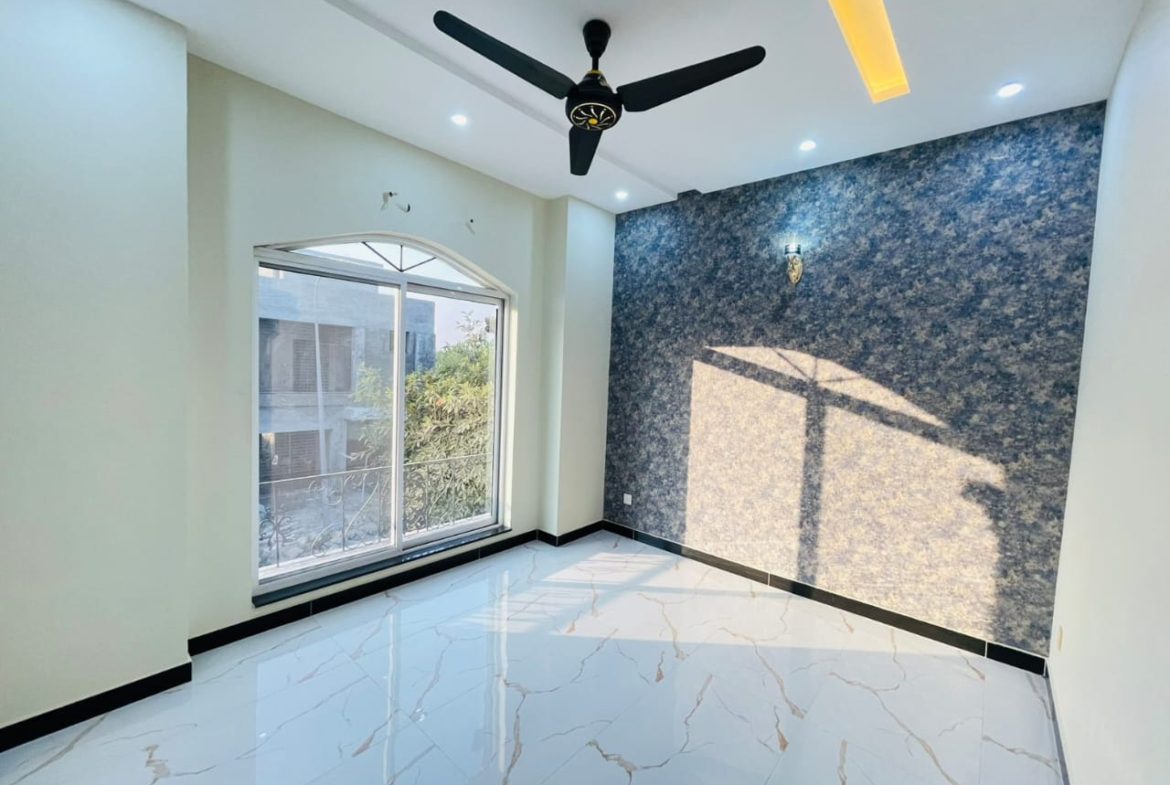 693/34 D — 5 Marla House DHA Phase 9 Town Lahore