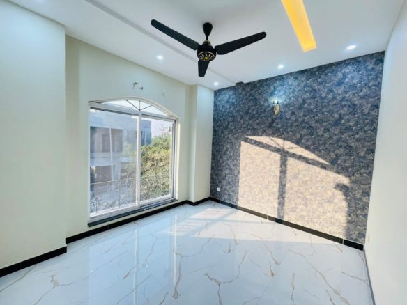 693/34 D — 5 Marla House DHA Phase 9 Town Lahore