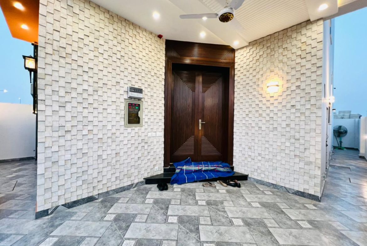 5 Marla House for Sale in DHA 9 Town Lahore – 195 D – PKR 3.12 Crore