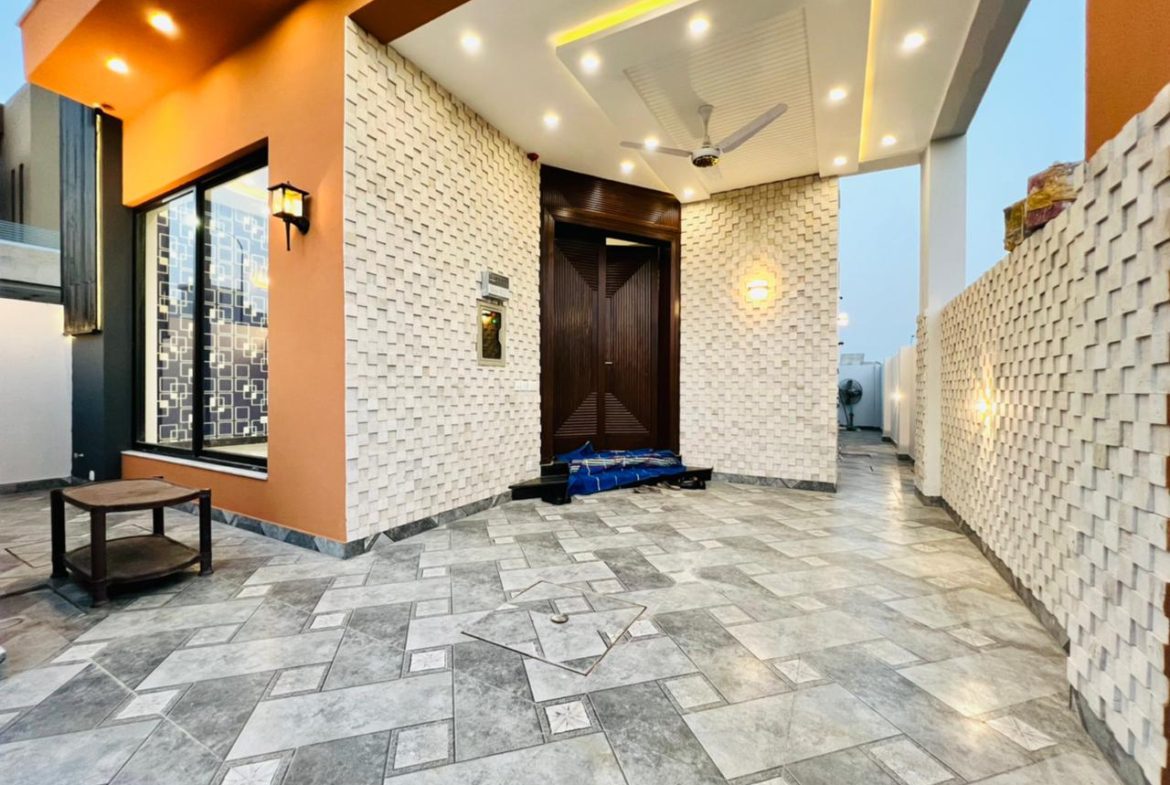 5 Marla House for Sale in DHA 9 Town Lahore – 195 D – PKR 3.12 Crore