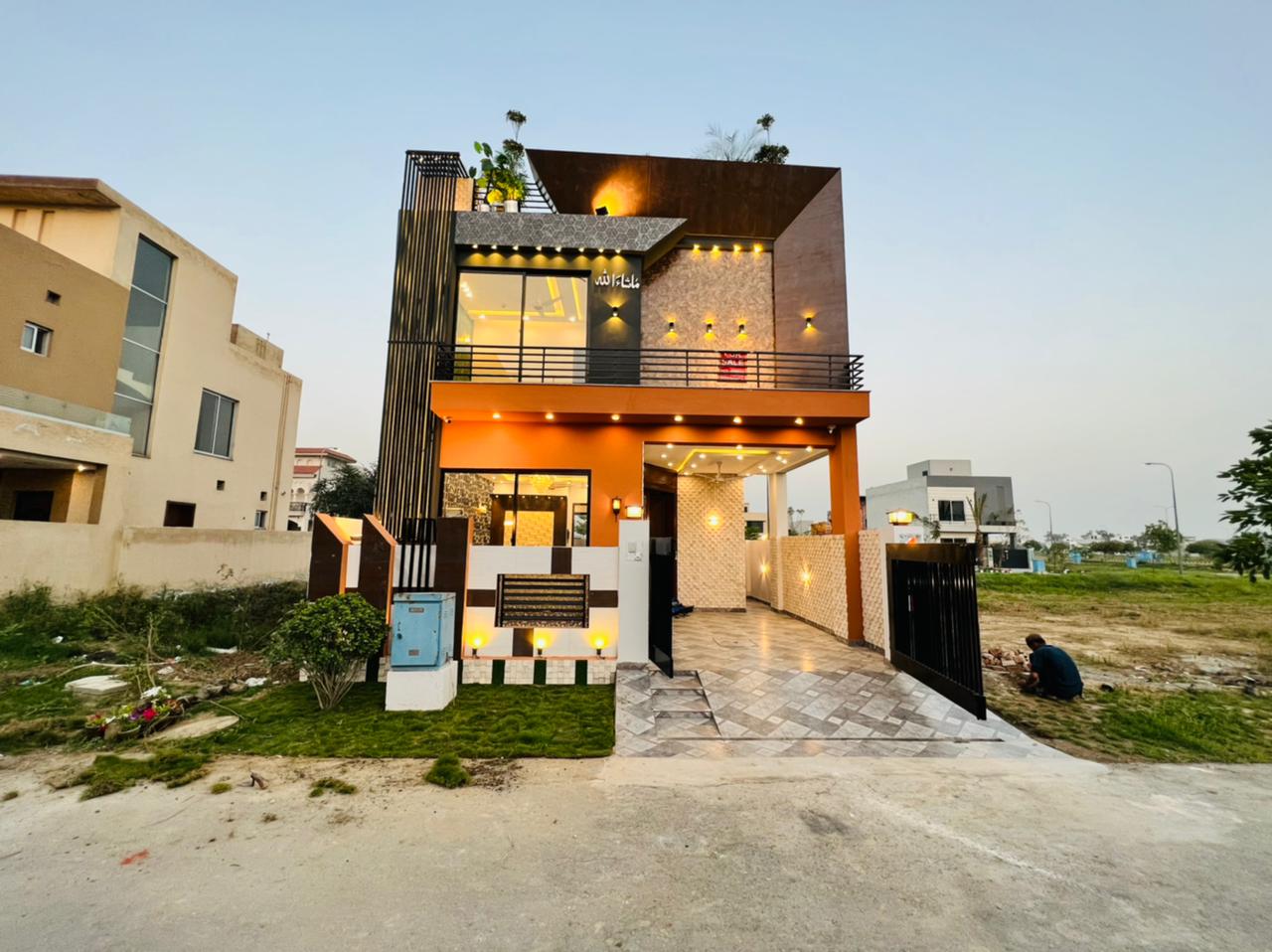 5 Marla House for Sale in DHA 9 Town Lahore – 195 D – PKR 3.12 Crore