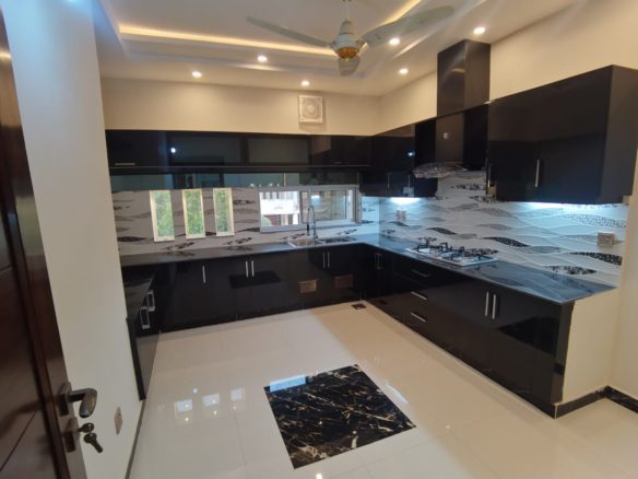 Stylish 5 Marla House for Sale in DHA Lahore – PKR 3 Crore