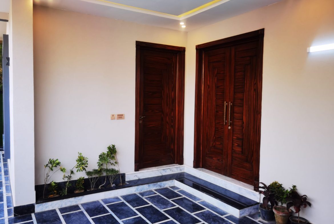 Stylish 5 Marla House for Sale in DHA Lahore – PKR 3 Crore