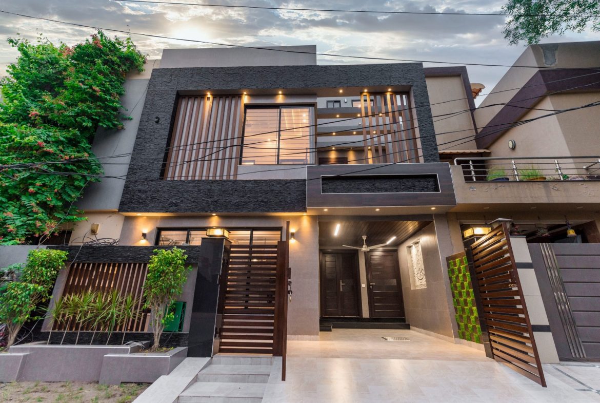 Luxury 5 Marla House for Sale in DHA Lahore – PKR 3 Crore