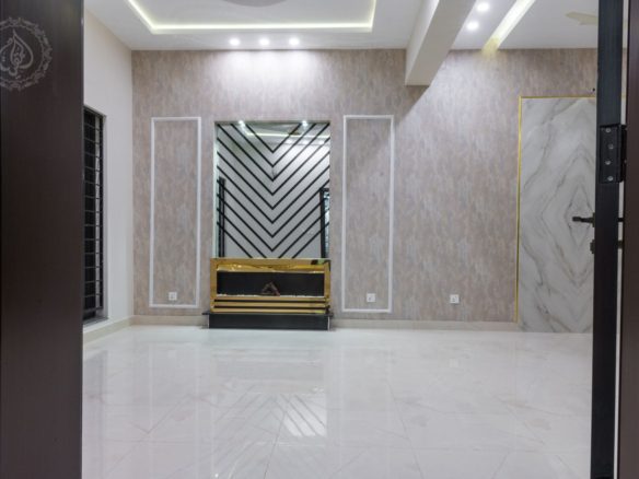Luxury 5 Marla House for Sale in DHA Lahore – PKR 3 Crore