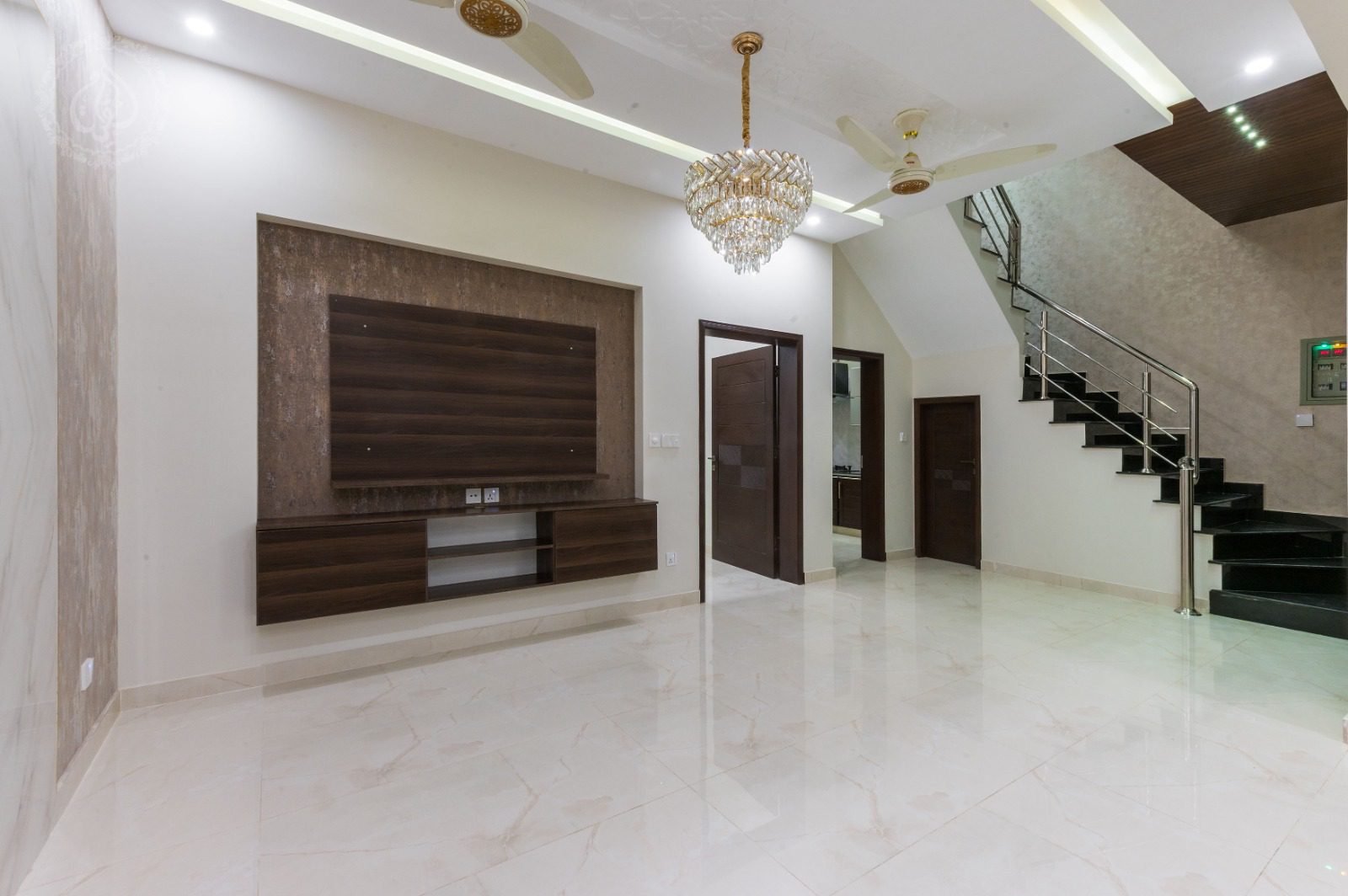 WhatsApp Image 2026-09-10 at 7.49.11 PM (1) Luxury 5 Marla House for Sale in DHA Lahore – PKR 3 Crore