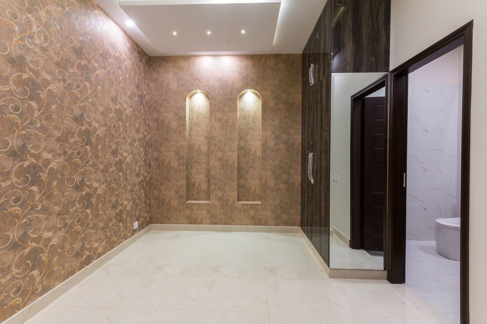 WhatsApp Image 2026-09-10 at 7.49.20 PM Luxury 5 Marla House for Sale in DHA Lahore – PKR 3 Crore