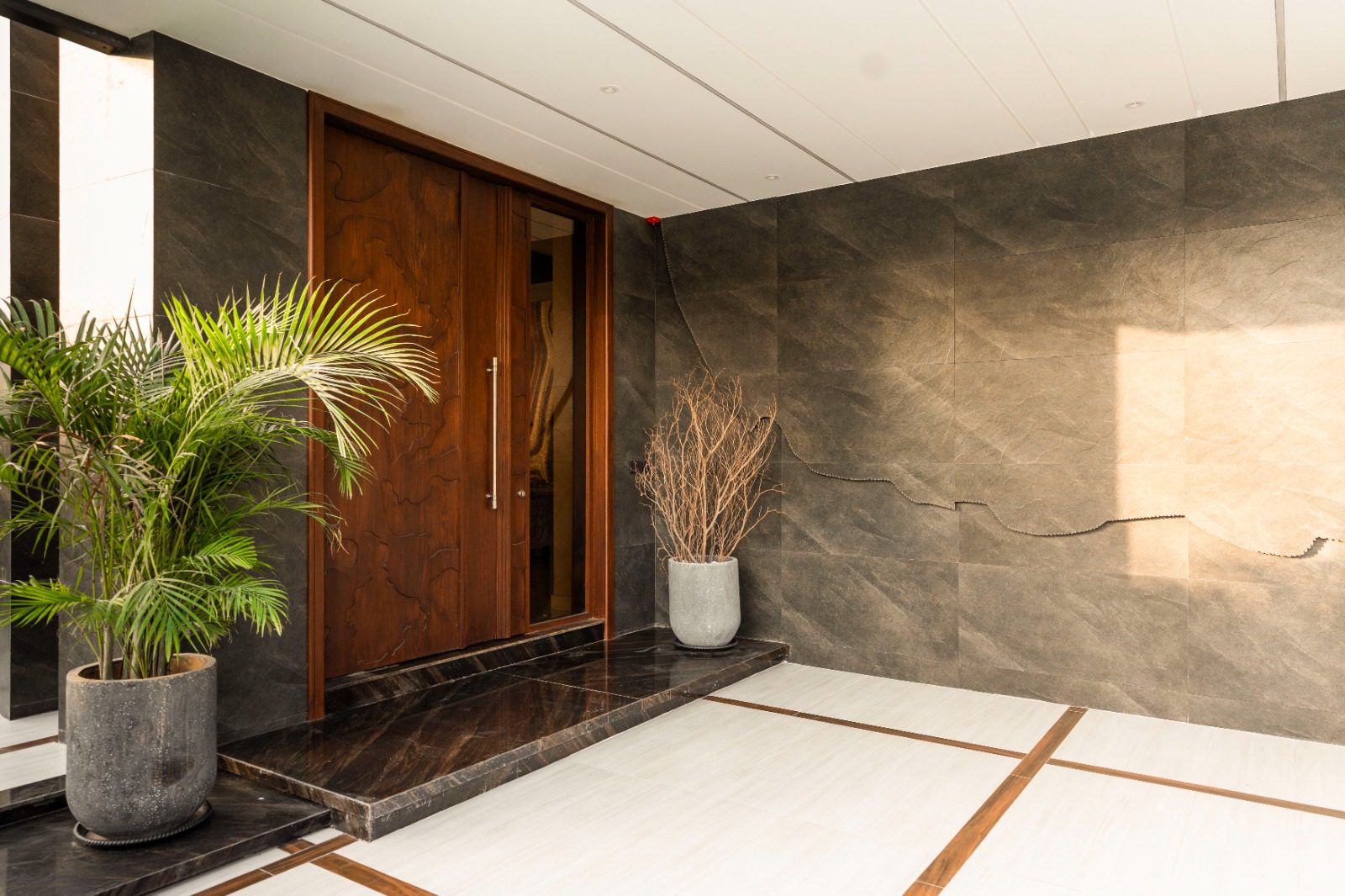 Fully Furnished 5 Bedroom 6 bathroom House for Sale in DHA Phase 6 Lahore – PKR 17.25 Crore