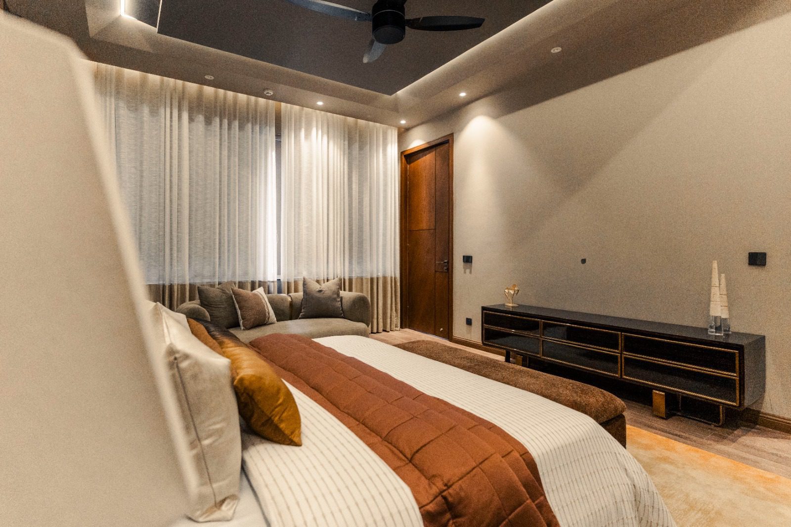 Fully Furnished 5 Bedroom 6 bathroom House for Sale in DHA Phase 6 Lahore – PKR 17.25 Crore