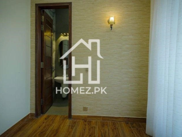 Dream 1 Kanal house in DHA Lahore with 5–6 spacious bedrooms, modern design, prime location, and luxury living for your family.