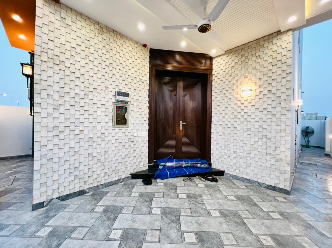 5 Marla House for Sale in DHA 9 Town Lahore – 195 D – PKR 3.12 Crore