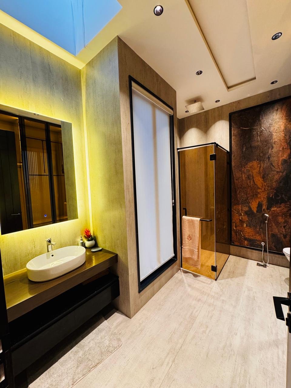 WhatsApp Image 2026-09-23 at 6.31.48 PM (11) 1 Kanal Beautiful Fully Furnished House Availabe For Sale In DHA Lahore